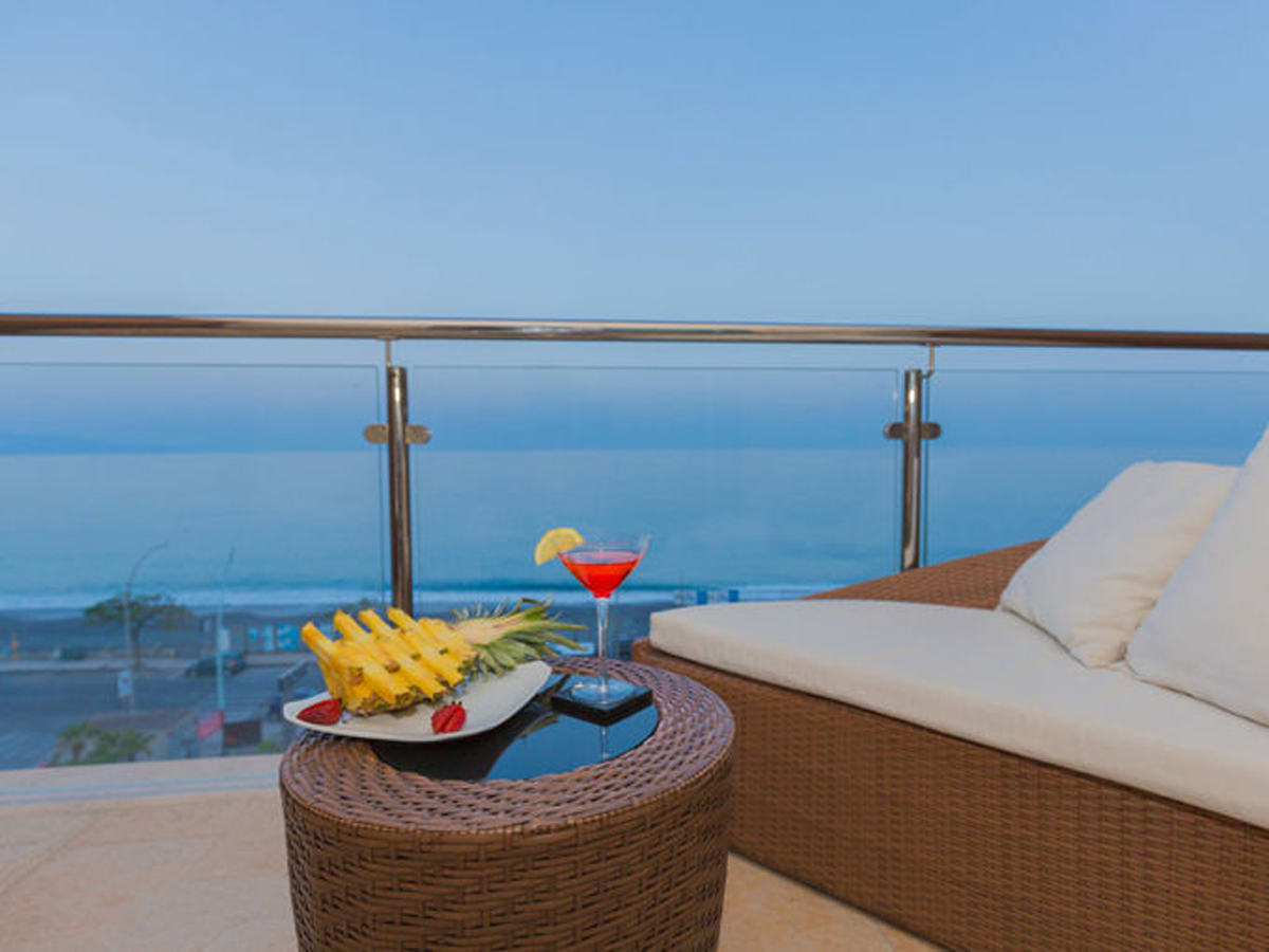 1024-camera412-06.jpg_1